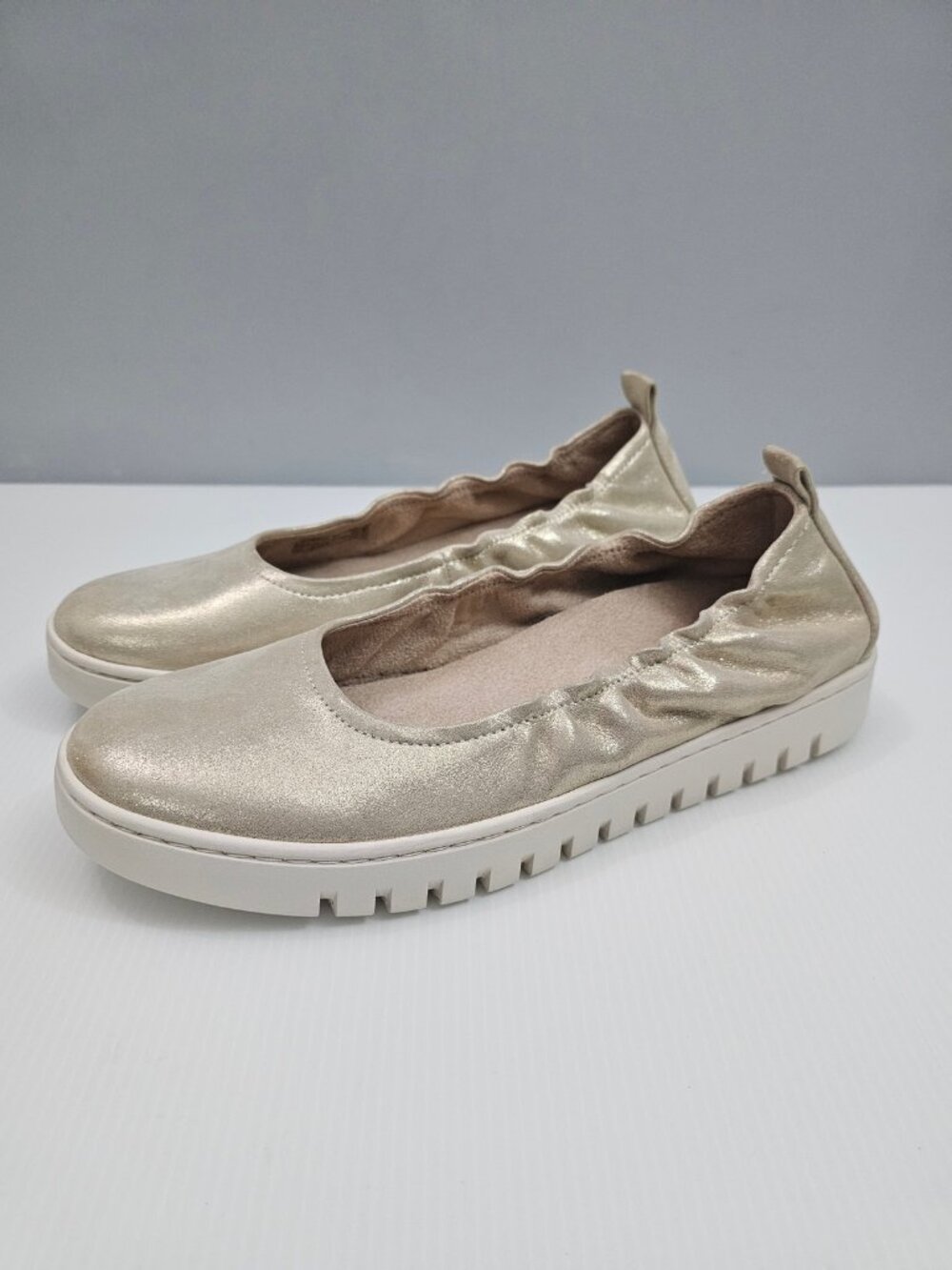 Vionic Shimmer Beige Metallic Slip-On Flats
